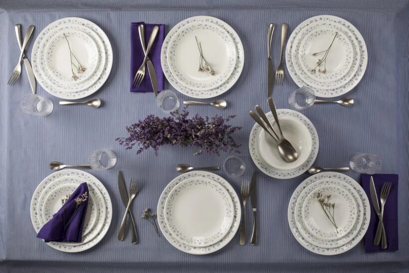 סט 12 חלקים, Lilac Blush מבית Corning Corelle תוצרת ארצות הברית